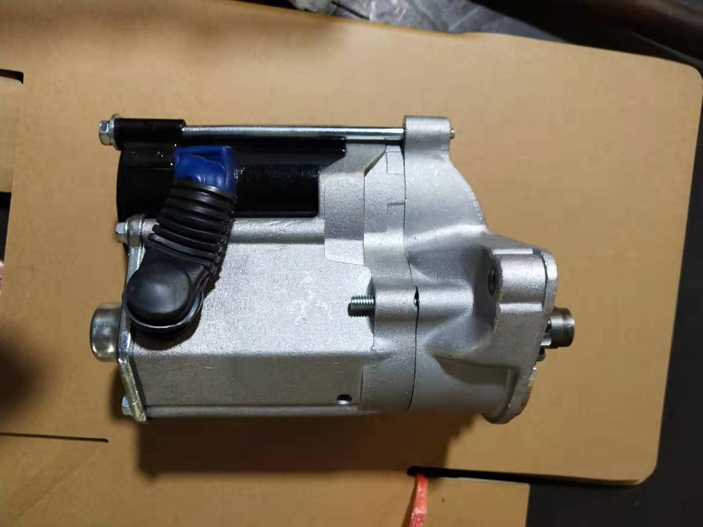 TOYOTA HIACE HILUX 4Y STARTER